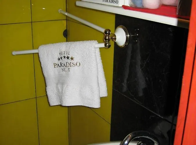 Paradiso * سبليت