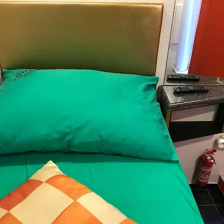 Apartment Paradiso *