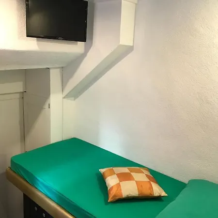 아파트먼트 파라디소 *