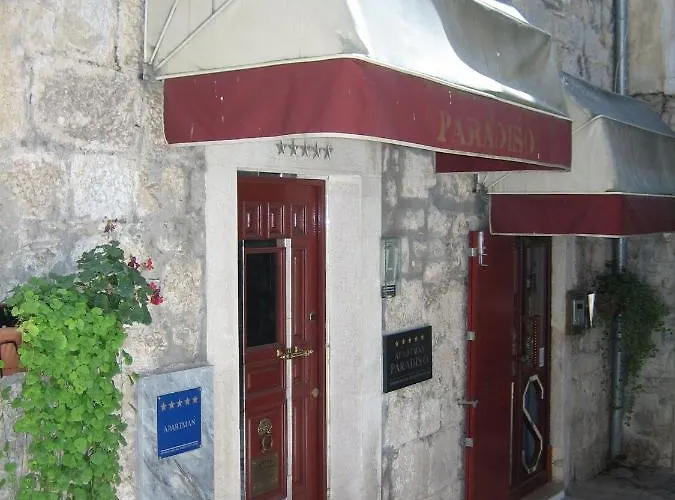 Apartmán Paradiso *