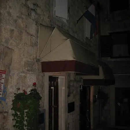 Paradiso Apartament *